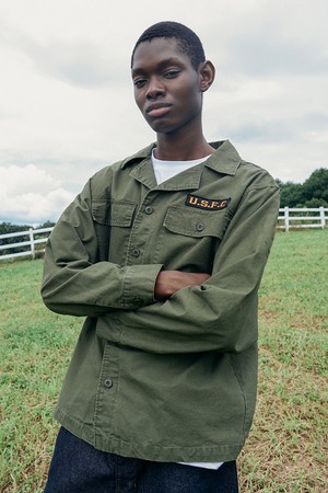 패치 야상 셔츠 자켓[KHAKI]