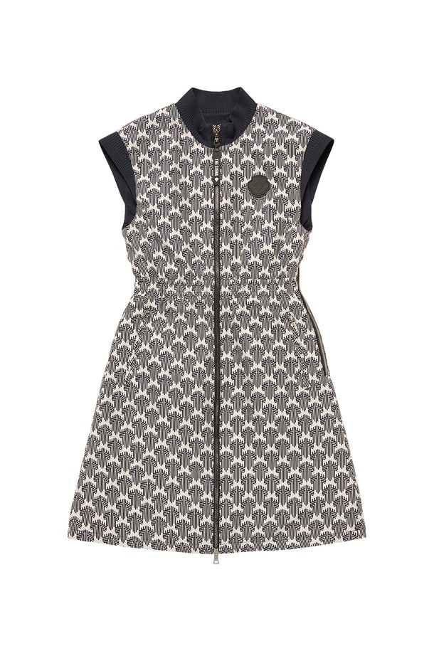 상품 슬라이드 이미지 1