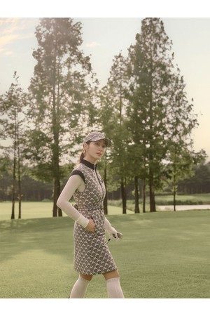 [이민정 PICK!] 시에나 자카드 원피스_PWDR4F0010_N2_NAVY-a