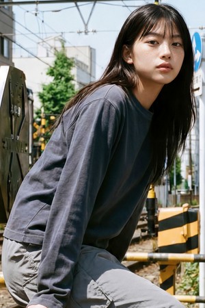 보이 크롭 피그먼트 긴팔티셔츠 스톤네이비 KJLT2683