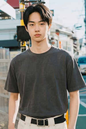 소프트 바이오 반팔티셔츠 차콜 KJST2702