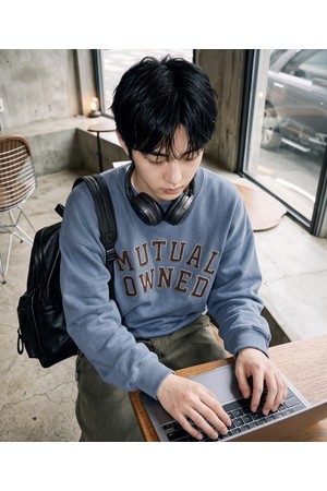 오운드 크롭 맨투맨 블루그레이 HSMT2717