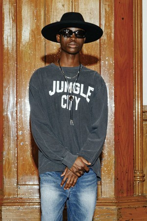 [MIJ] JUNGLE CITY LONG SLEEVE PIGMENT T SHIRT -VINTAGE BLACK