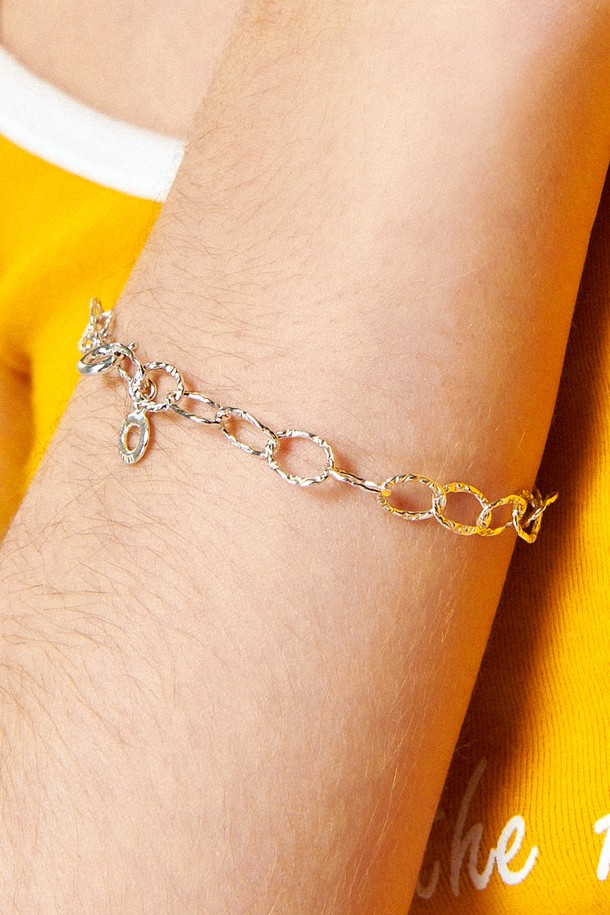 Uni.J - 팔찌/발찌 - Hammered Link Chain Silver Bracelet Ib281 [Silver]