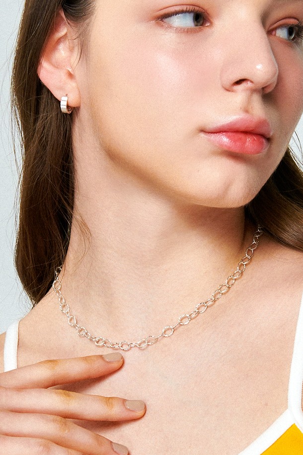 Uni.J - 목걸이 - Hammered Link Chain Silver Necklace In445[Silver]