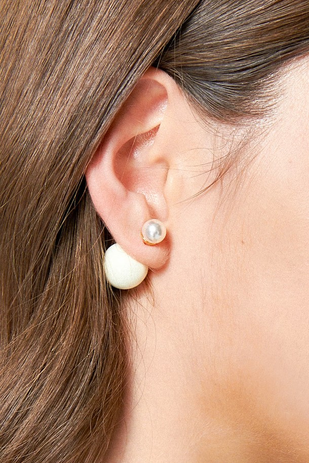 Uni.J - 귀걸이 - Cream And Pearl Frontback Silver Earring Ie347 [Silver]