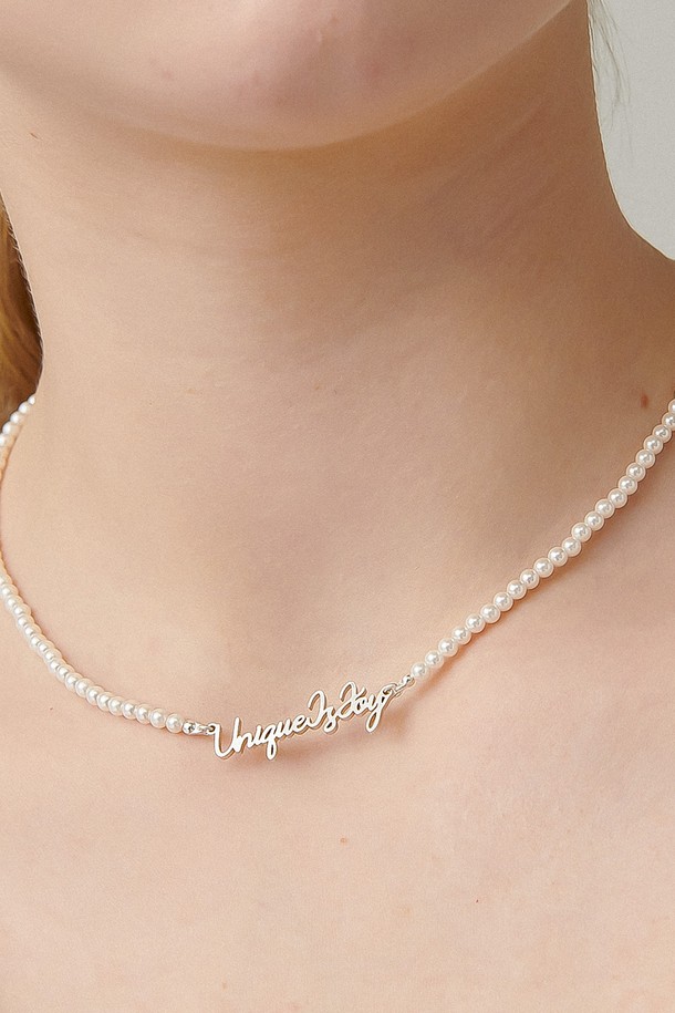 Uni.J - 목걸이 - Initials Line Pearl Silver Necklace In490 [Silver]