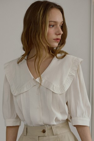 Frill Big Collar Blouse [Ivory]