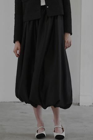 Sha Pumpkin Long Skirt [Black]