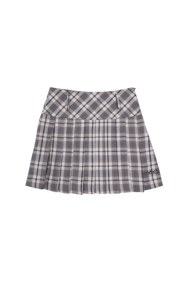 꼴레뜨 체크 플리츠 스커트 GREY는 여성스러운 스타일을 연출하기 좋은 미니스커트입니다. 그레이 컬러의 체크 패턴이 클래식하면서도 캐주얼한 무드를 자아내며, 봄, 가을에 착용하기 적합합니다. 얇은 폴리에스테르 소재로 제작되어 부드러운 촉감을 선사하며, A라인 핏과 하이웨스트 디자인으로 다리가 길어 보이는 효과를 줍니다. 데이트룩, 카페룩, 모임룩 등 다양한 TPO에 활용할 수 있으며, 클래식, 캐주얼, 미니멀 스타일을 즐겨 입는 분들께 추천합니다.