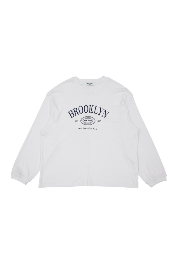 [몽버디 에센셜] 에어리 코튼 그래픽 긴팔 티셔츠는 부드러운 촉감의 에어리 코튼 소재로 제작되어 봄, 가을 시즌에 착용하기 좋습니다. 라운드넥 디자인에 레귤러핏으로 제작되었으며, 베이직하고 캐주얼한 스타일을 연출합니다. 깔끔한 화이트 컬러 바탕에 로고 또는 프린트 무늬가 더해져 미니멀하면서도 클래식한 무드를 선사합니다. 얇은 두께감의 긴소매 티셔츠로, 일상복으로 편안하게 즐겨 입을 수 있습니다.
