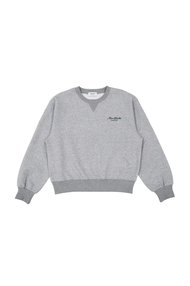 [몽버디 에센셜] 웰니스 라운지 스웨트셔츠 GREY는 여성용 스웨트셔츠로, 부드러운 면 소재로 제작되어 봄, 가을, 겨울에 착용하기 좋습니다. 라운드넥에 레귤러핏으로 디자인되었으며, 긴 소매와 레귤러 기장으로 편안한 착용감을 선사합니다. 베이직하고 캐주얼한 스타일로, 집콕룩이나 겨울 데일리룩에 활용하기 좋으며 캐주얼, 미니멀, 클래식 스타일을 즐기는 분들께 추천합니다. 두께감이 있어 따뜻하고, 무지 디자인으로 어떤 하의와도 잘 어울립니다.

