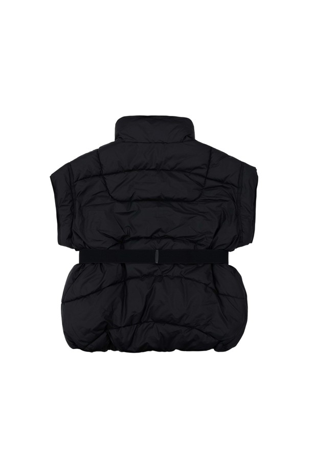 리버 벨트 패딩 BLACK은 겨울철 캐주얼, 미니멀, 클래식 스타일을 모두 아우르는 공용 패딩입니다. 두꺼운 두께감의 나일론 소재로 제작되어 부드러운 촉감을 선사하며, 벨트 디테일과 집업 여밈 방식이 특징입니다. 레귤러핏으로 제작되어 편안한 착용감을 제공하며, 긴 소매 기장과 무지 패턴은 어떤 스타일에도 잘 어울립니다. 출근룩으로도 손색없는 활용도 높은 블랙 컬러의 패딩입니다.
