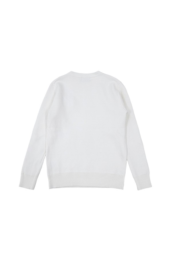 따뜻함과 스타일을 모두 갖춘 "스마일" 발열 크루넥 니트 WHITE입니다. 부드러운 니트 소재로 제작되어 포근한 착용감을 선사하며, 라운드넥과 크루넥 디자인으로 어떤 스타일에도 잘 어울립니다. 가을과 겨울철, 일상 및 출근룩, 데이트룩에 활용하기 좋은 베이직하고 캐주얼한 아이템입니다. 레귤러핏의 긴소매 디자인으로 편안한 활동성을 보장하며, 발열 기능을 더하여 추운 날씨에도 따뜻하게 착용할 수 있습니다. 미니멀, 클래식 스타일을 즐기는 분들께 추천합니다.
