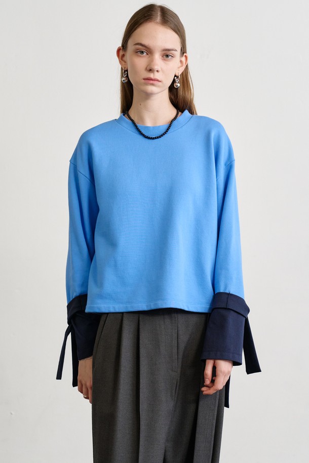 Le yiel - 긴소매 티셔츠 - Color Sleeve Crop Sweatshirt_Blue 컬러 슬리브 크롭 스웨트셔츠_블루