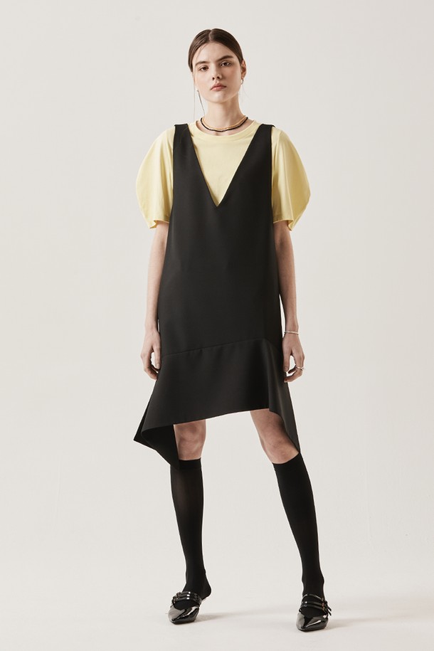 Le yiel - 민소매 원피스 - V-Neck Vest Dress_Black 브이넥 베스트 드레스_블랙