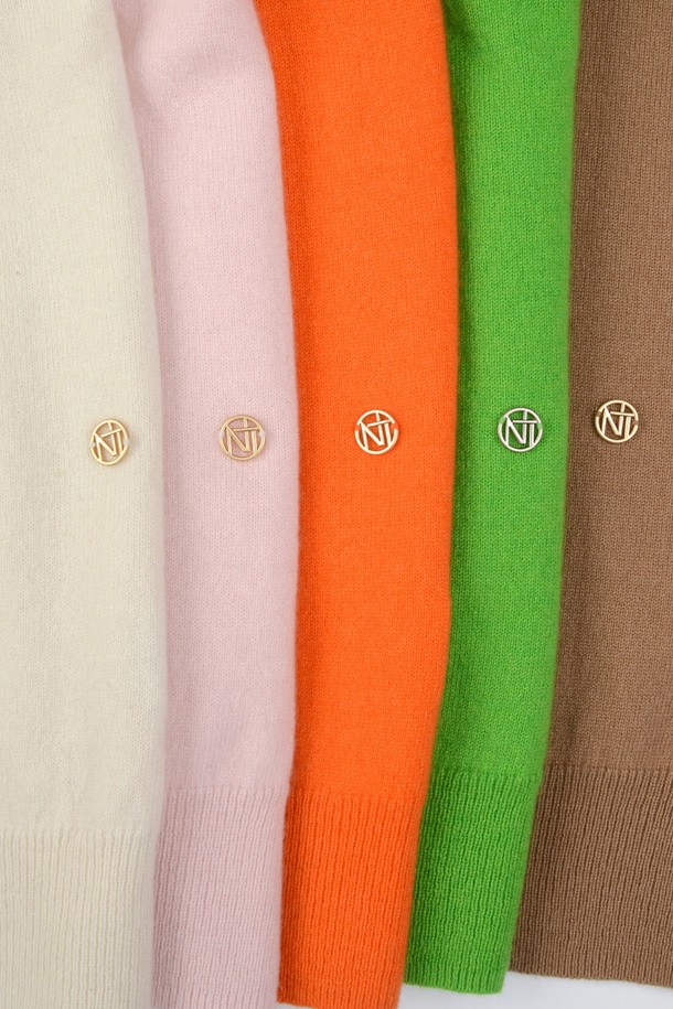 상품 슬라이드 이미지 1