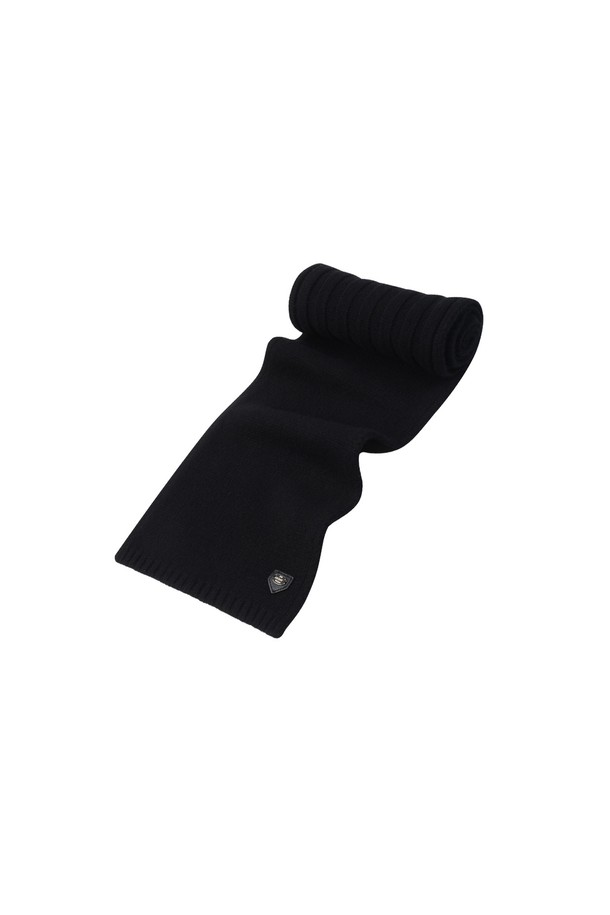 울 100 머플러 BK는 부드러운 촉감의 울 소재로 제작되어 보온성을 높여주는 머플러입니다. 블랙, 멜란지그레이, 아이보리, 핑크 4가지 컬러로 출시되어, 다양한 스타일에 매치하기 좋습니다. 베이직한 디자인과 골지 패턴으로 깔끔한 느낌을 주며, 안정적인 핏으로 편안하게 착용할 수 있습니다. 일상생활에서 활용하기 좋으며, 휴대하기 간편합니다. 미니멀, 클래식, 캐주얼 등 다양한 스타일 연출에 활용 가능한 머플러입니다.
