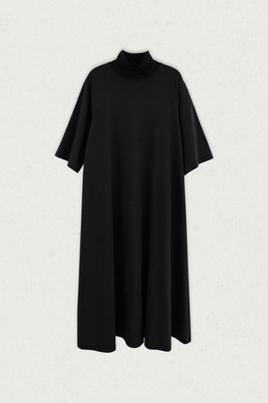 모디 하이넥 플레어 원피스 (2컬러)