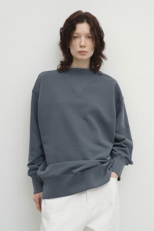 투웨이 트라이앵글 스웻셔츠