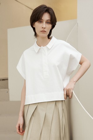 네모 실켓 카라 반팔티