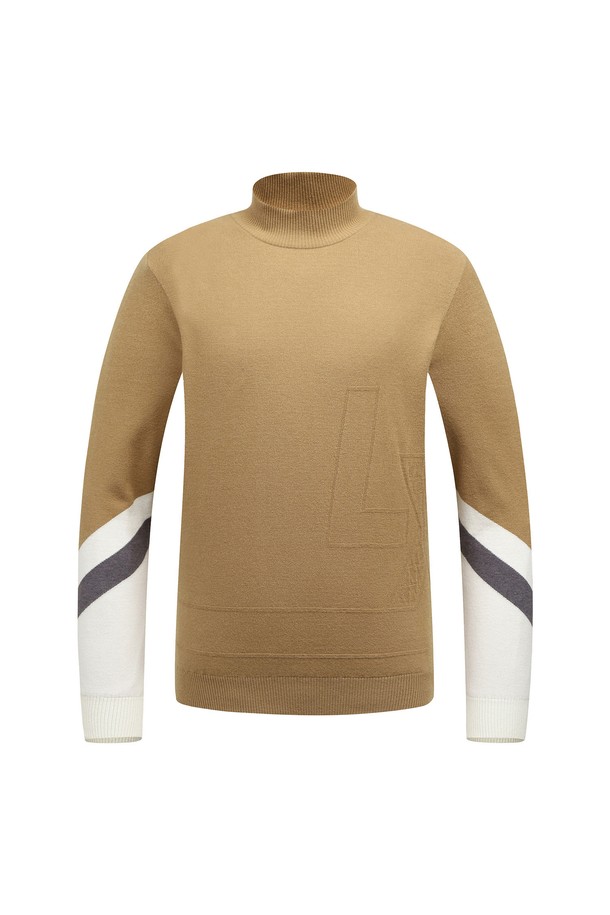 남성 로고 포인트 방풍 스웨터 L11C4SN121_BG는 가을, 겨울 시즌에 골프 및 일상에서 활용하기 좋은 남성용 스웨터입니다. 베이지 컬러의 레귤러핏 하프넥 스타일로, 부드러운 촉감의 폴리에스터 소재로 제작되어 편안한 착용감을 선사합니다. 방풍 기능과 두꺼운 두께로 보온성을 높였으며, 미니멀하고 스포티한 무드를 연출합니다. 전면에 로고 패턴과 컬러블록 디자인이 적용되어 포인트를 더했습니다. 긴소매 기장의 이 스웨터는 골프룩뿐만 아니라 다양한 스타일에도 훌륭하게 매치됩니다.
