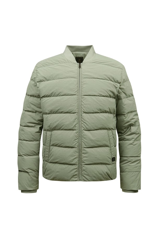 남성 기획 중량 다운점퍼 L11C3JD210_KH는 겨울철 보온성을 책임지는 남성용 다운 점퍼입니다. 카키 색상의 무지 디자인으로 스포티, 캐주얼, 미니멀 스타일을 소화하며, 골프 및 일상생활에서 폭넓게 활용 가능합니다. 레귤러핏에 집업 여밈 방식, 두꺼운 두께감으로 뛰어난 보온성을 제공하며, 부드러운 촉감의 나일론 소재를 사용하여 편안한 착용감을 선사합니다. 경량 설계로 활동성을 높였으며, 긴 소매 기장과 레귤러 기장으로 어떤 체형에도 잘 어울립니다.
