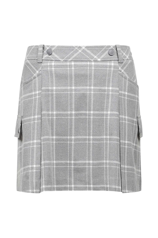 세련된 여성 골프룩을 위한 [25FW] 여성 세미 A라인 체크 패턴 큐롯 스커트 L21E3PC273_GY입니다. 가을, 겨울 시즌에 어울리는 중간 두께감의 큐롯 스커트로, 세미 A라인 핏이 다리를 슬림하게 연출합니다. 클래식한 무드의 체크 패턴과 그레이(GY) 컬러가 고급스러운 분위기를 자아내며, 신축성이 좋아 편안한 착용감을 제공합니다. 앞뒤 트임 디테일과 양쪽 사이드 장식 포켓으로 활동성과 디자인을 모두 갖추었습니다. 비침 걱정 없이 골프 라운딩을 즐길 수 있는 실용적인 아이템입니다.
