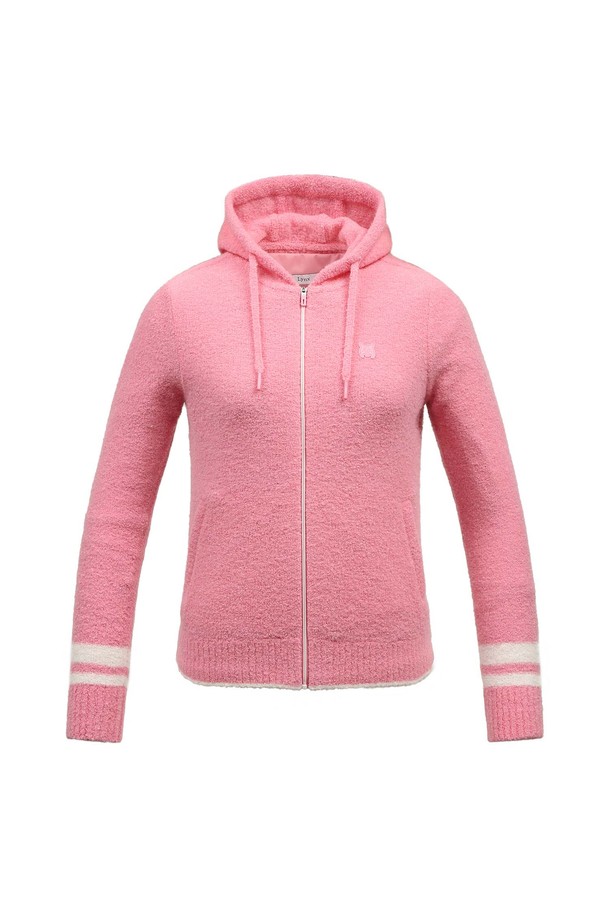 [25FW] 여성 방풍 후드 가디건 L21E4SD358_PK는 골프룩 연출에 적합한 여성용 후드 가디건입니다. 핑크 컬러의 무지 디자인으로, 스포티하면서도 캐주얼한 스타일을 연출할 수 있습니다. 두꺼운 두께감과 부드러운 촉감, 긴 소매 기장으로 겨울철 따뜻하게 착용 가능합니다. 아크릴, 울, 나일론, 폴리에스터 등 혼방 소재로 제작되었으며, 방풍 기능과 후드 디자인을 갖춰 기능성을 더했습니다. 집업 스타일의 레귤러핏 가디건으로, 안감이 있어 편안한 착용감을 선사합니다.
