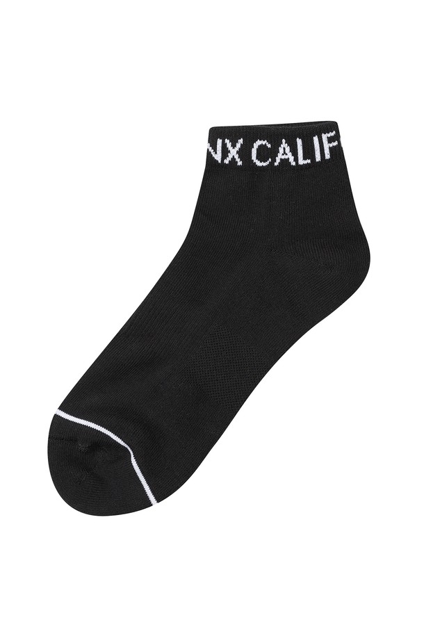 [25FW] 남성 배색 단목 양말 L11E3SC201_BK는 가을/겨울 시즌에 적합한 남성용 골프 양말입니다. 면과 폴리에스테르 혼방 소재로 제작되어 흡습 기능을 갖췄으며, 얇은 두께감과 단목 디자인이 특징입니다. 블랙 컬러에 배색 무늬로 포인트를 주어 스포티하면서도 스타일리시한 연출이 가능합니다.
