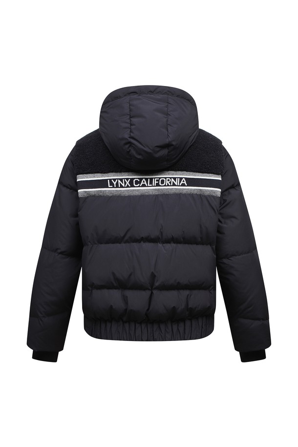 [25FW] 여성 부클 믹스 덕 다운 점퍼 L21E4JP258_NA는 겨울 시즌 골프룩과 데일리룩에 모두 활용 가능한 프리미엄 스타일의 여성 다운 점퍼입니다. 네이비와 아이보리 두 가지 색상으로 출시되었으며, 니트 자카드와 부클 패턴의 조화가 돋보입니다. 부드러운 촉감의 폴리에스터, 아크릴, 면, 폴리우레탄 혼방 소재로 제작되었으며, 긴 소매와 후드 디자인, 집업 여밈 방식이 특징입니다. 덕 다운 충전재(80:20)와 안감, 신축성 있는 소재로 보온성을 높였으며, 두꺼운 두께감으로 추운 날씨에도 따뜻하게 착용할 수 있습니다. 클래식하면서도 미니멀한 디자인으로 다양한 스타일 연출이 가능합니다.
