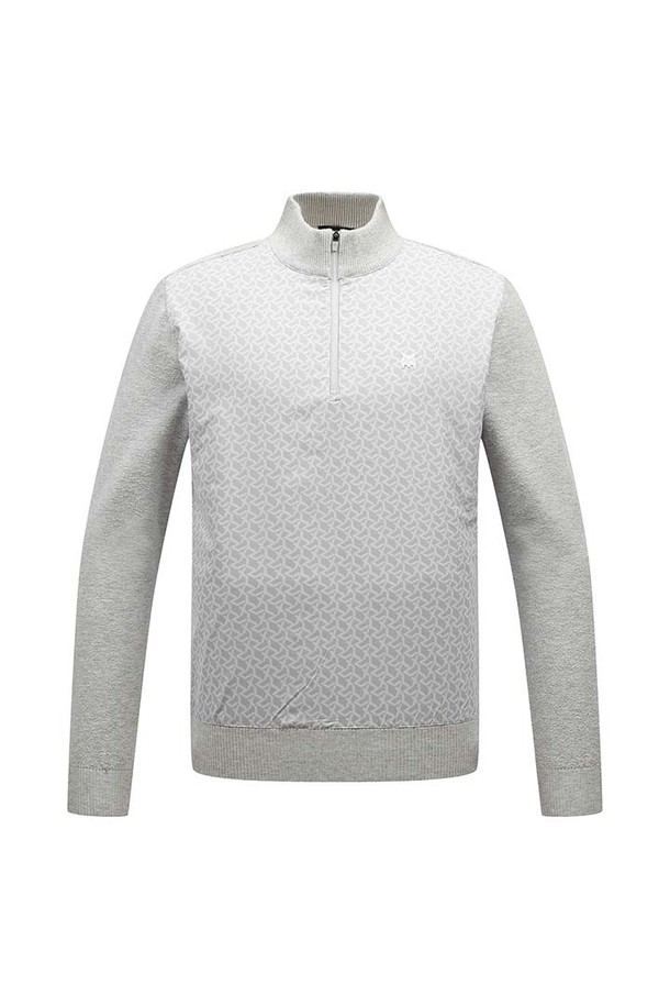 [25FW] 남성 우븐 배색 집업 L11E4SR325_MG는 겨울철 골프룩 또는 데일리룩에 적합한 남성용 집업입니다. 멜란지 그레이 컬러에 스포티한 스타일을 더했으며, 레귤러핏과 하프넥 디자인으로 편안한 착용감을 제공합니다. 레이온, 폴리에스테르, 나일론, 폴리우레탄 혼방의 두꺼운 소재와 기모 안감으로 보온성을 높였습니다. 무지 패턴에 DTP 원단 배색 디테일을 더해 세련된 포인트를 주었으며, 긴소매와 집업 여밈 방식으로 간편하게 착용할 수 있습니다. 부드러운 촉감의 이 집업은 미니멀한 스타일을 선호하는 남성에게 제격입니다.
