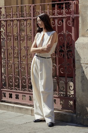 [정려원 착용] Lea wide leg pants with leather belt _ Ivory