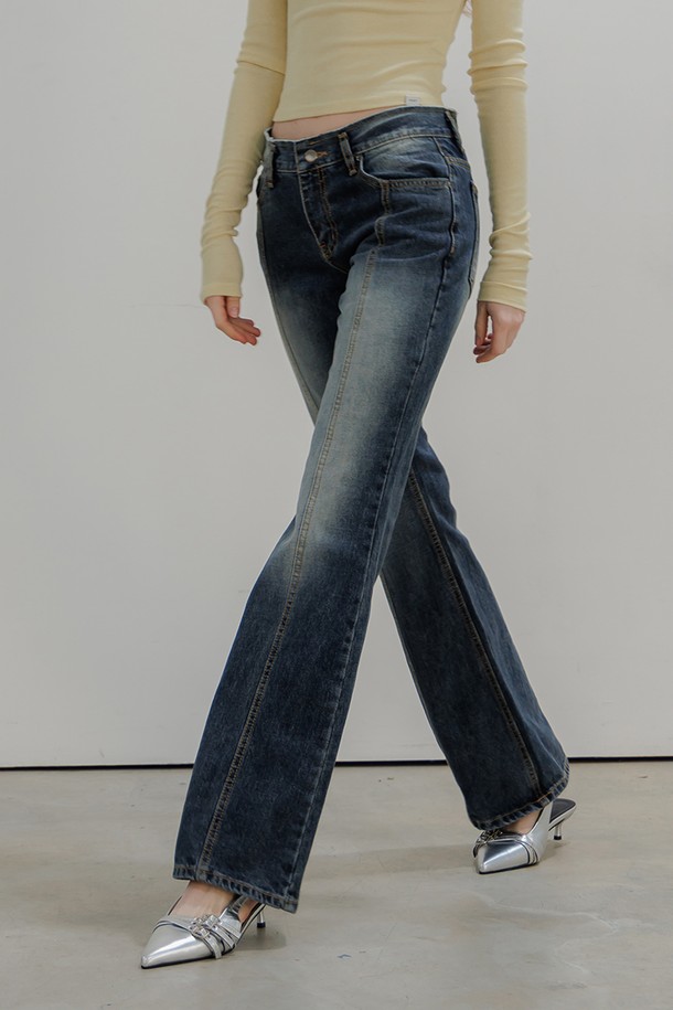 PANDORAFIT - 데님 - [BOOTSCUT] Cut-Off Low Rise Jeans