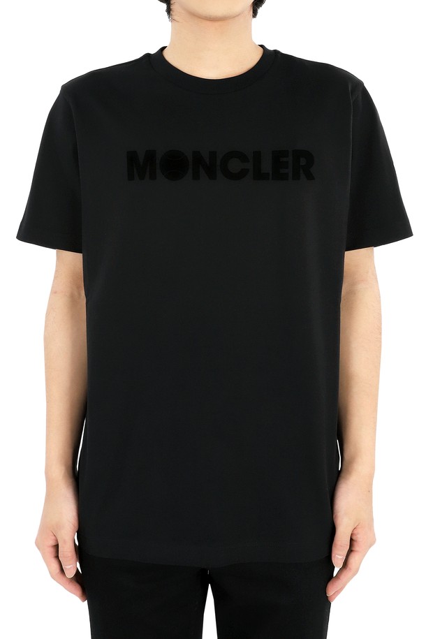 MONCLER - 반팔티셔츠 - 몽클레어 남성 베이스볼 레터링 로고 반팔(블랙) 8C00008 829HP 999