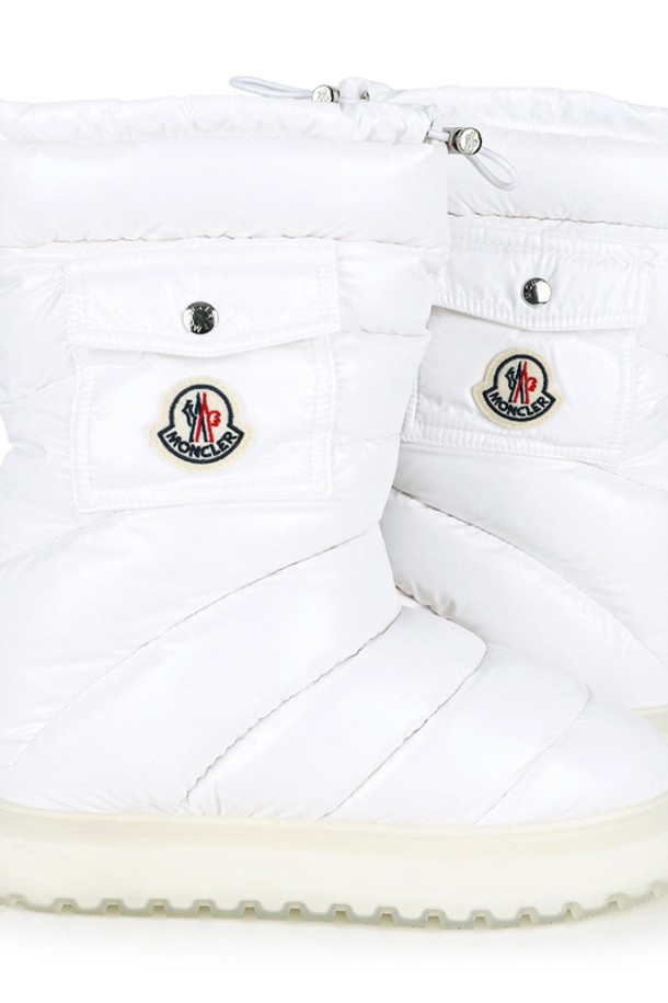 MONCLER - 부츠/워커 - 몽클레어 여성 로고패치 포켓 패딩 부츠(화이트) 4H00070 M2707 001