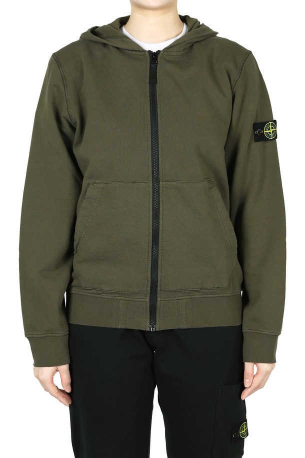 STONE ISLAND - 자켓/점퍼 - 스톤 와펜 패치 후드 집업 자켓(밀리터리그린) K1S16 6100010S0040 V0054 14A (성인착용가능)