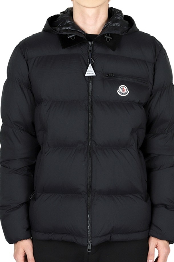 MONCLER - 다운/패딩 - 몽클레어 남성 CALIMA 후드 다운 패딩 자켓(블랙) 1A00139 596TM 999