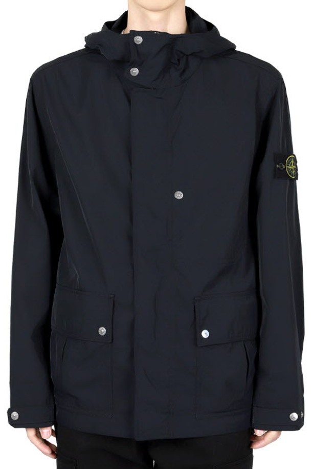 STONE ISLAND - 블루종/점퍼 - 스톤 남성 와펜 패치 마이크로 트윌 후드 자켓(네이비) K1S15 4100006S0026 V0020