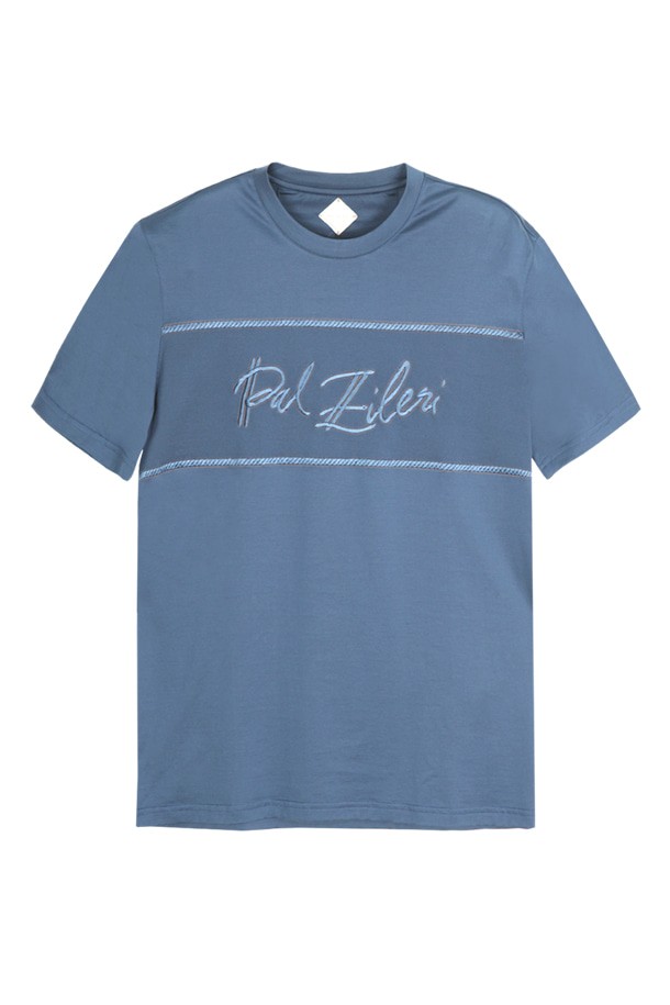 면 로고 자수 반팔 티셔츠 블루 PNBCTT81A는 캐주얼하고 미니멀한 스타일을 추구하는 남성 고객을 위한 반팔 티셔츠입니다. 봄, 여름 시즌에 적합하며, 일상생활과 동네 마실룩, 여행룩 등 다양한 TPO에 활용하기 좋습니다. 레귤러 핏에 라운드넥 디자인으로 편안한 착용감을 제공하며, 면 소재로 제작되어 부드러운 촉감을 느낄 수 있습니다. 블루 컬러 바탕에 로고 자수 디테일이 포인트로 더해져 베이직하면서도 스타일리시한 연출이 가능합니다.
