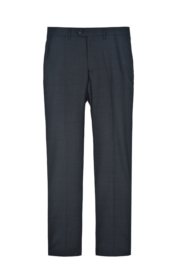 울혼방 모던 테일러드 수트 팬츠는 네이비 컬러의 수트 팬츠입니다. 울 소재로 제작되어 고급스러운 질감과 착용감을 선사합니다. 모던한 스타일의 테일러드 핏으로, 오피스룩, 비즈니스 캐주얼, 회의룩 등 다양한 TPO에 활용하기 좋습니다. 클래식, 미니멀, 시크한 스타일을 연출하기에 적합하며, 긴 기장으로 제작되었습니다. 무지 패턴으로 깔끔하고 세련된 느낌을 줍니다.
