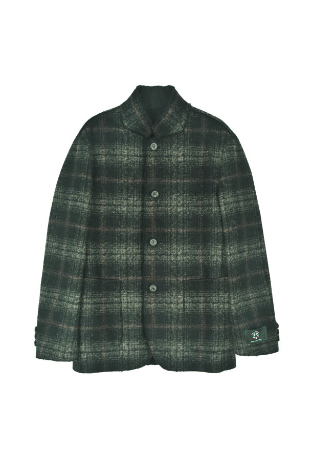 "울혼방 플리스 안감 점퍼 브라운 체크 RNDMBU63A"는 따뜻함과 스타일을 모두 갖춘 아우터입니다. 부드러운 플리스 안감과 두꺼운 울 혼방 소재로 제작되어 가을, 겨울철 추위에도 끄떡없습니다. 브라운 컬러의 체크 패턴이 캐주얼한 무드를 더하며, 버튼 여밈 방식과 레귤러핏 디자인으로 편안한 착용감을 선사합니다. 출근룩이나 모임룩 등 다양한 TPO에 활용 가능하며, 캐주얼, 클래식, 미니멀 스타일 모두 소화 가능한 활용도 높은 점퍼입니다. 긴 소매 기장으로 보온성을 높였습니다.
