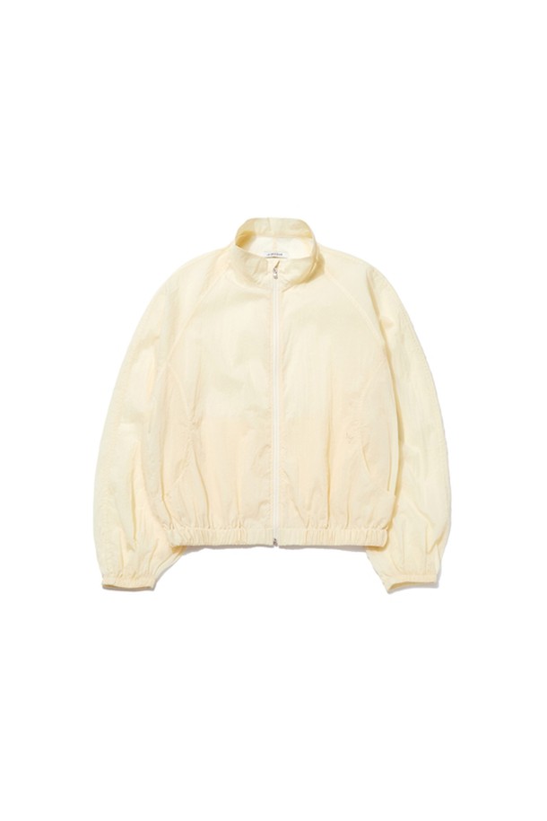 발렌틴 썸머 윈드브레이커점퍼 - 크림은 가볍고 시원한 여름철 여성 윈드브레이커입니다. 부드러운 나일론 소재로 제작되어 편안한 촉감을 선사하며, 가볍고 방풍 기능으로 일상 및 여행 시 쾌적함을 유지해줍니다. 루즈핏 디자인에 밑단과 소매단 밴딩, 라운딩 실루엣으로 캐주얼하면서도 스포티한 스타일을 연출합니다. 무지 디자인의 크림 컬러로 어떤 옷에도 쉽게 매치할 수 있으며, 더블 스티치 봉제로 튼튼하게 제작되었습니다. 여행룩, 휴가룩, 미니멀한 스타일을 즐겨 입는 분들께 추천합니다.
