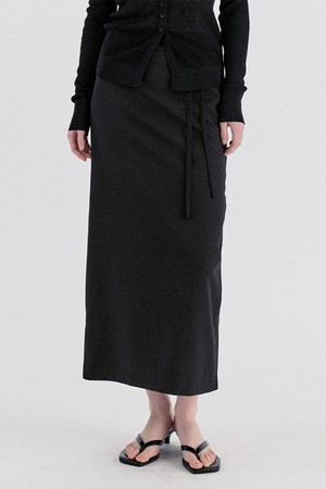 Classic Strap Slit Long Skirt - Black