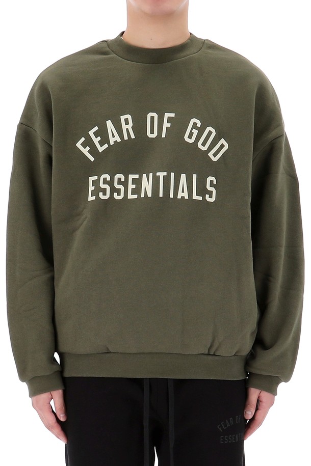 FEAR OF GOD - 스웨트셔츠 - 피어오브갓 에센셜 로고 프린트 크루넥 스웨트셔츠 192BT246265F MILITARY