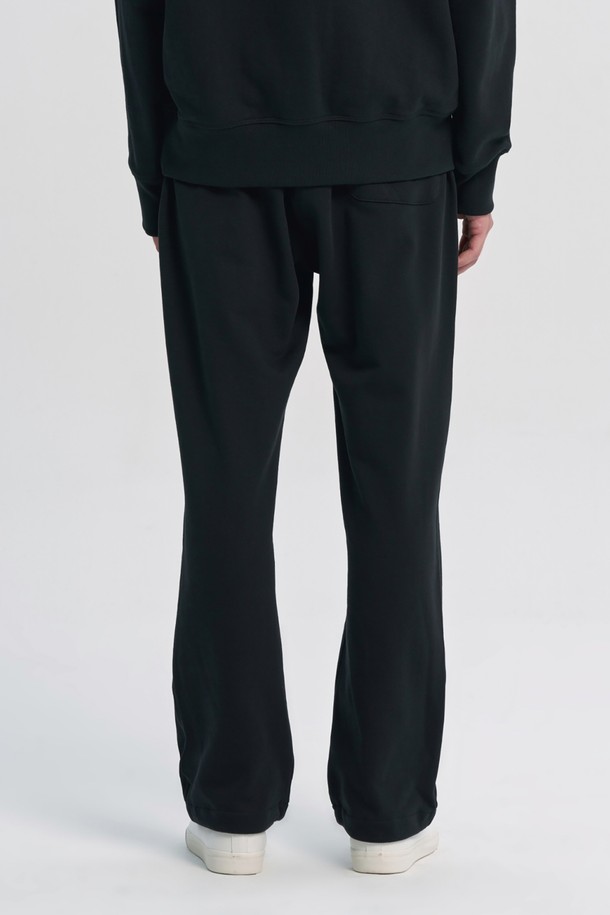 BROMPTON LONDON - 캐주얼팬츠 - EMBROIDERED LOGO SWEAT TROUSERS - BLACK (P233UPT232)