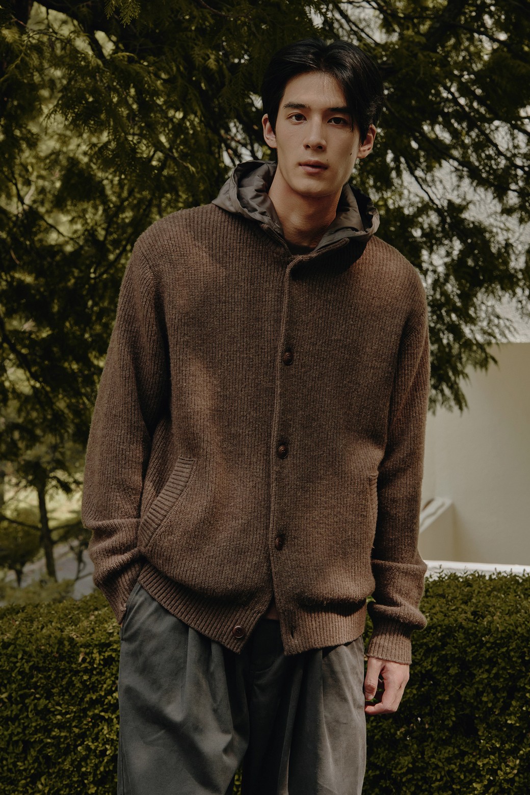 BROMPTON LONDON - 가디건 - HOOD DETACHABLE HYBRID CARDIGAN  - BROWN (P244UCD403)