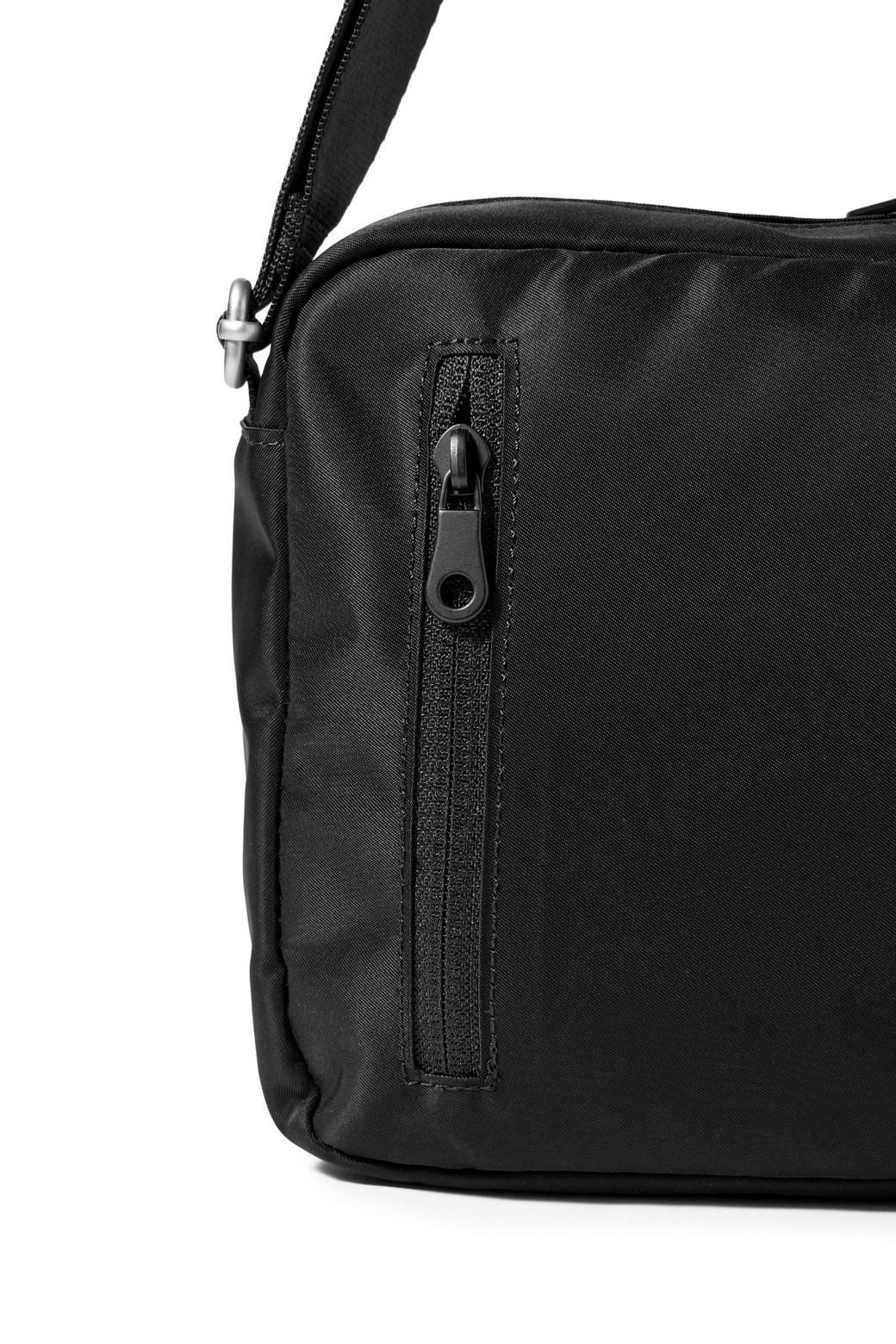 BROMPTON LONDON★COMMUTER CROSS BAG Metro City Bag Medium | Brompton Bicycle USA