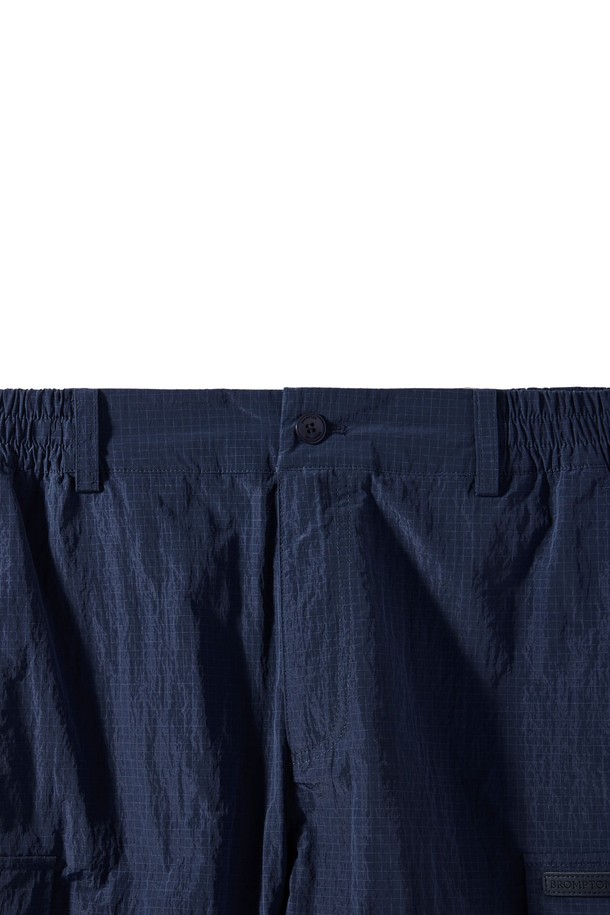 BROMPTON LONDON - 하프팬츠 - RIPSTOP CARGO SHORTS - NAVY (P242UHP431)