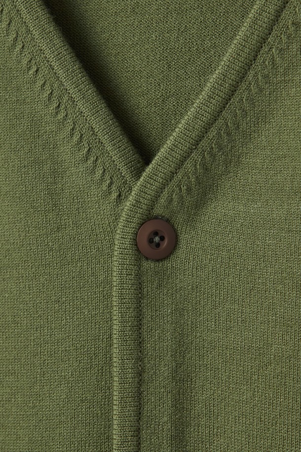 BROMPTON LONDON - 가디건 - BACK POINT V-NECK CARDIGAN - GREEN (P241UCD403)